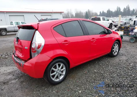 2012 Toyota Prius C Four z USA, uszkodzony, nr VIN JTDKDTB38C1011509